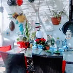 Guest house House Babylon With Kitchenette And Garden 4*