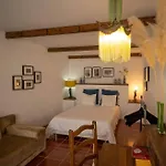 House Babylon With Kitchenette And Garden Guest house Torreira