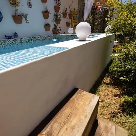 House Babylon With Kitchenette And Garden 4* 토레이라
