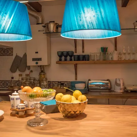 House Babylon With Kitchenette And Garden Pensjonat 4*