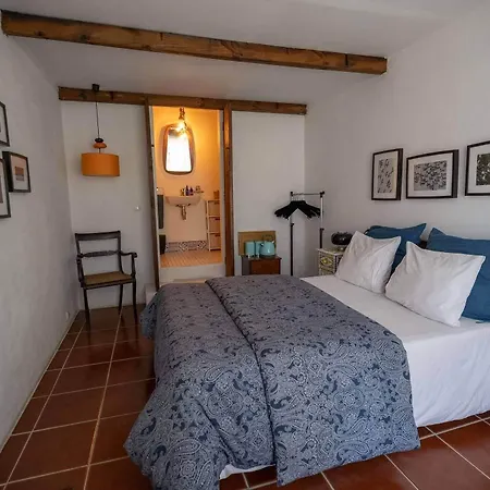 Pensjonat House Babylon With Kitchenette And Garden Torreira