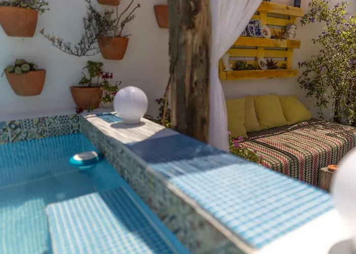 House Babylon With Kitchenette And Garden Affittacamere 4*