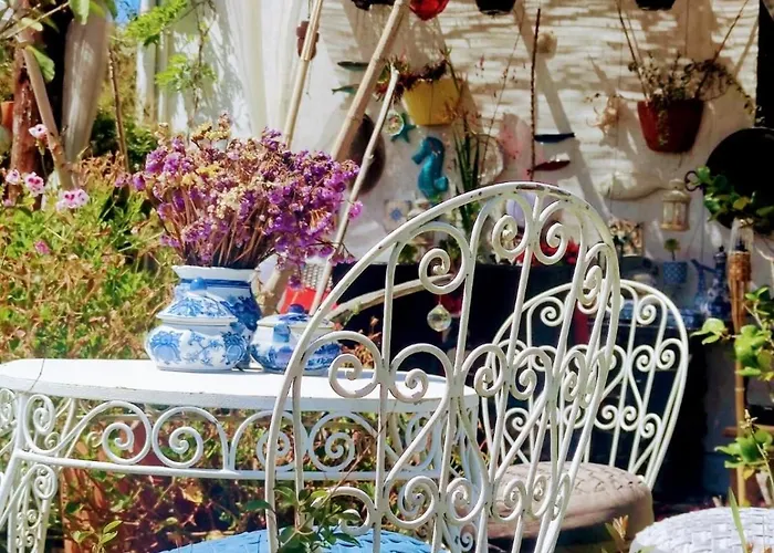 House Babylon With Kitchenette And Garden Affittacamere 4*