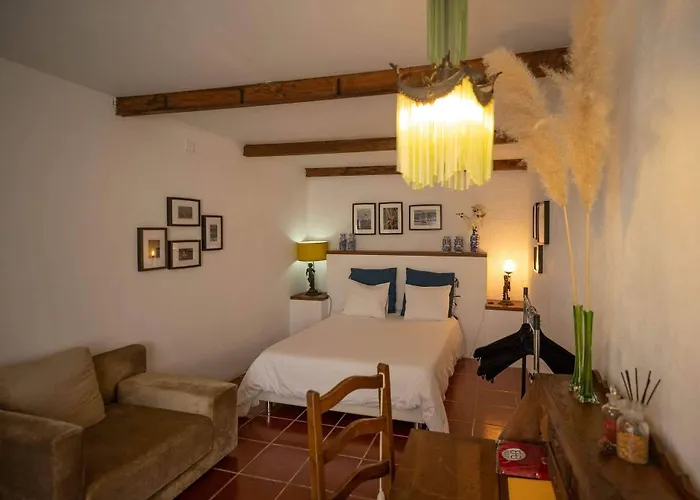 House Babylon With Kitchenette And Garden Affittacamere Torreira